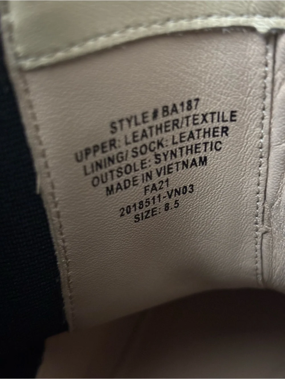J Crew Gwen Lug-sole High-shaft Chelsea Boots Cream worn 1x size 9 womens